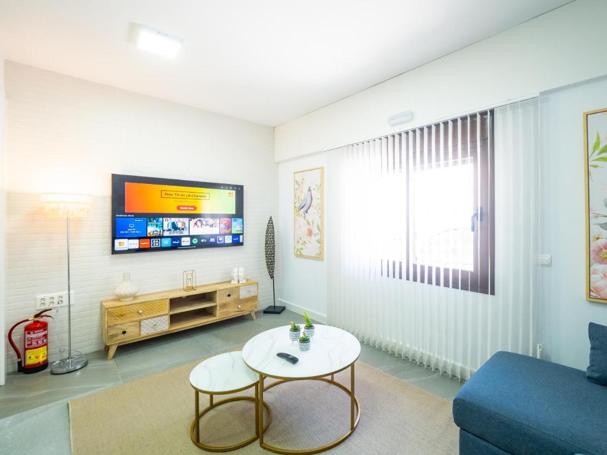 Appartement Cubo's Boutique Urban Deluxe à Alhaurín el Grande Extérieur photo